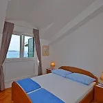 Ivan By The Sea Apartment *