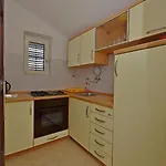 Apartment Ivan By The Sea Vodice