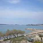 Ivan By The Sea Apartment *
