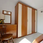 Apartment Ivan By The Sea