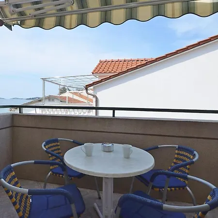 Ivan By The Sea Apartment