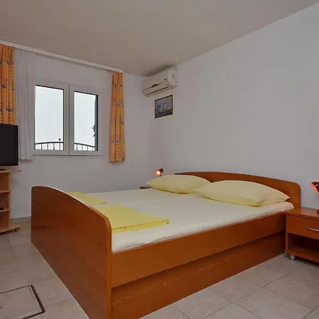 Ivan By The Sea Apartment *