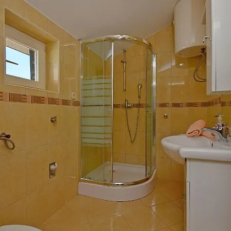 Apartment Ivan By The Sea Vodice