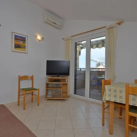 Apartment Ivan By The Sea Vodice