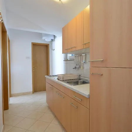 Ivan By The Sea Apartment *