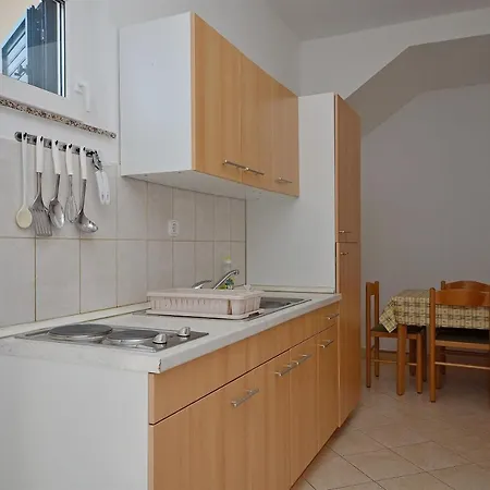 Ivan By The Sea Apartment