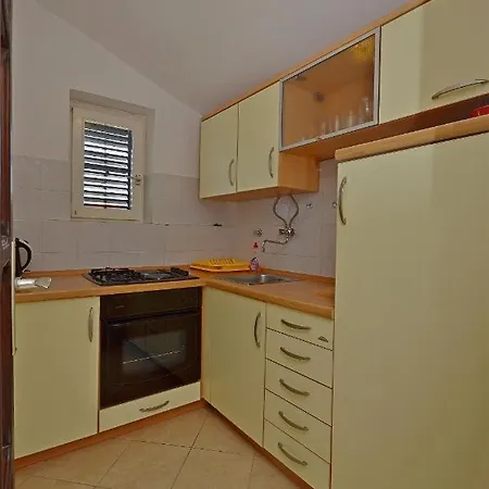 Apartment Ivan By The Sea Vodice