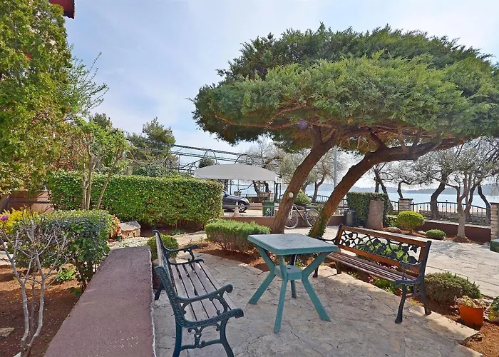 Ivan By The Sea Vodice