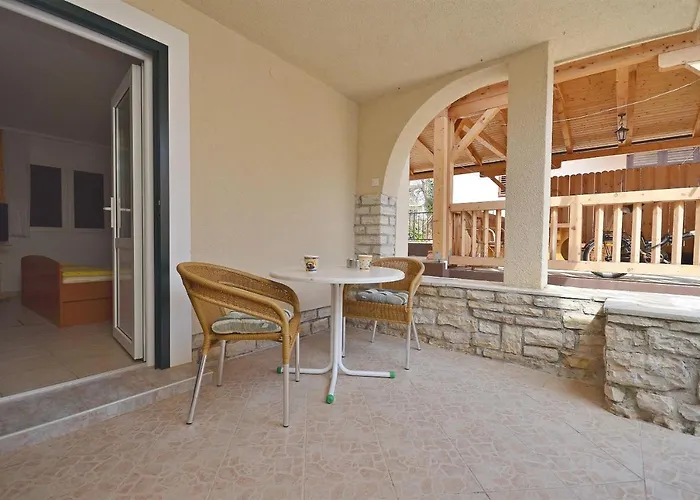 Apartamento Ivan By The Sea Vodice