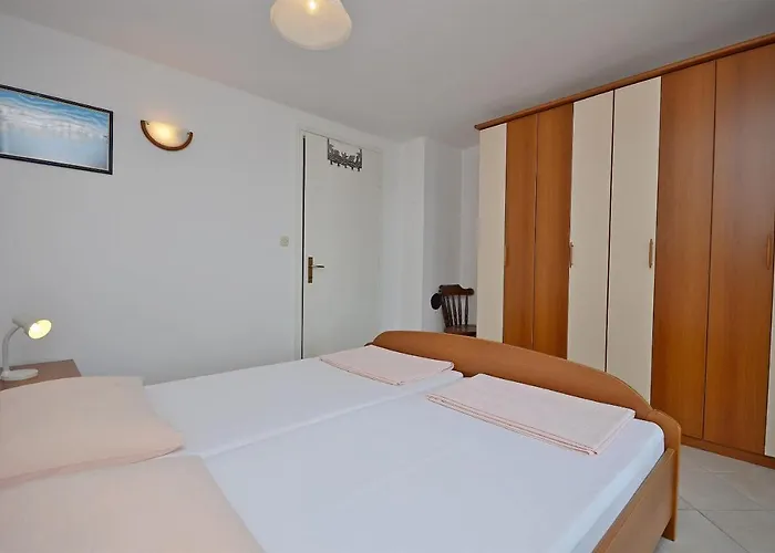 Ivan By The Sea Vodice